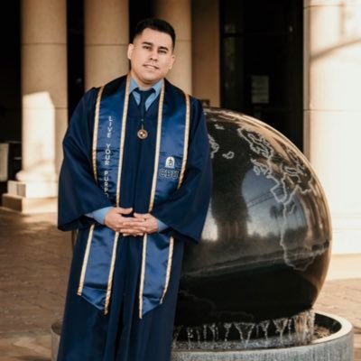 Software Engineer at 100Devs | IG: @codingmypath | #LatinosInTech | CA ☀️🇲🇽🇺🇸