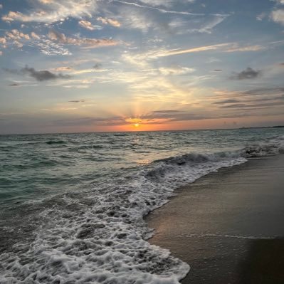 Krisberm4's profile picture. 