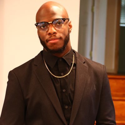 Man of God Who Tries Improve Our Future #CCU Grad 2x B.S MBA #Wheaton MABTS IG: @GabeGittens