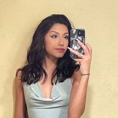 xxoJuliee's profile picture. 