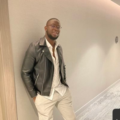 OvietoboreO's profile picture. Tech bro figuring out my 20s one experience at a time 📍 Toronto