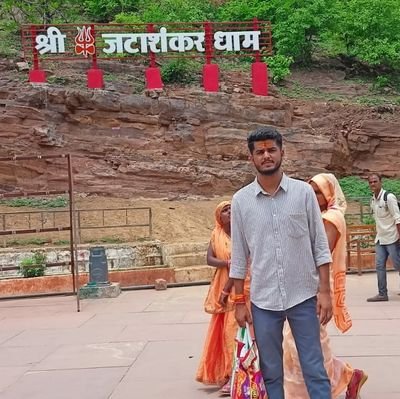 Kapilth28538017's profile picture. नमस्ते सदा वत्सले मातृभूमे, त्वया हिन्दुभूमे सुखं वर्धितोऽहम्।🙏🙏