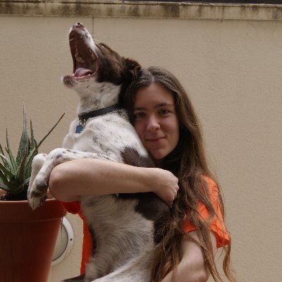 Enginyeria Informàtica - UdL, menció en Computació.
(Kinda) metalhead geek, feia teatre i tinc pànic escènic.
Faig daus, jugo a rol, i a vegades faig fotos.
