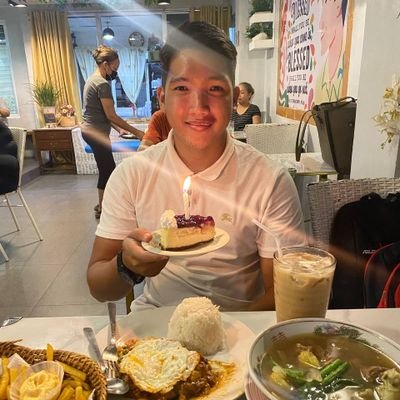 dnljspdiasanta's profile picture. 