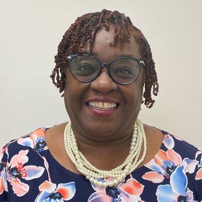 KarenHooker14's profile picture. Wife, Mother, Sister and Educator