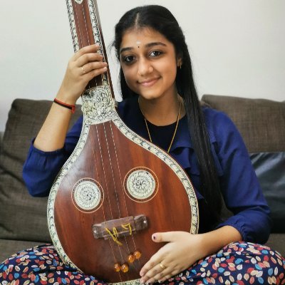 I am Disha Prakash. I love music and my ambition is to take a doctorate in classical music.