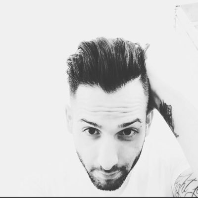 ProcryptoI's profile picture. Somos niños pequeños jugando al Monopoli soñando ganar 💰💲🏆