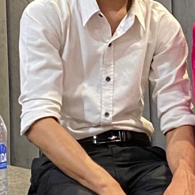 nazzzri's profile picture. Closed.