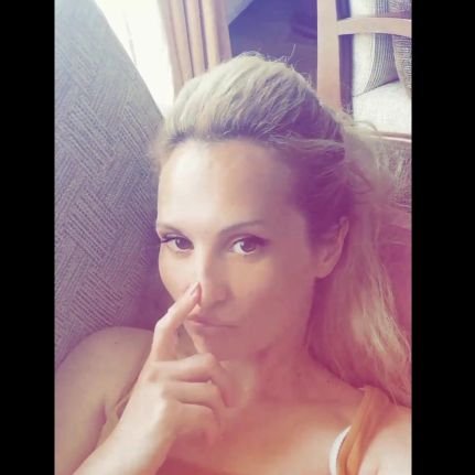 Ve_fakat_'s profile picture. toz seker        
                                                                                               
🍧🧁🥂🌸