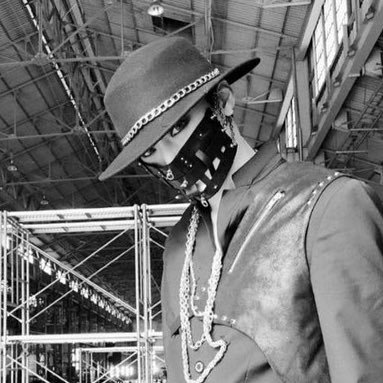 I went to see Ateez in London because I thought they were cool on Kingdom and now I’m neck deep in inter-dimensional anarchist pirate lore (eng/日/한)