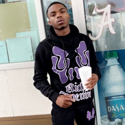 Snapchat:dreabmbrown3 IG: dreabmbrown3 , 205 📍 R.I.P Christian 💔