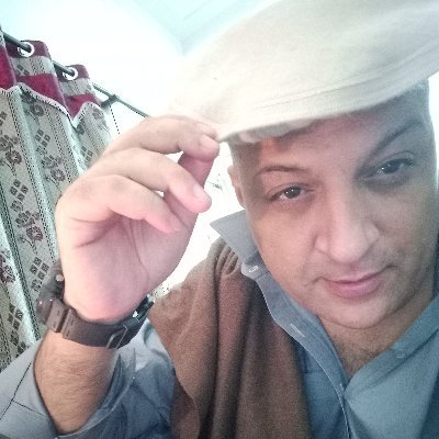 In the name of life and laughs, it is Sheikh Abu Yahya Al Chilli.
Doc, pashtun.
