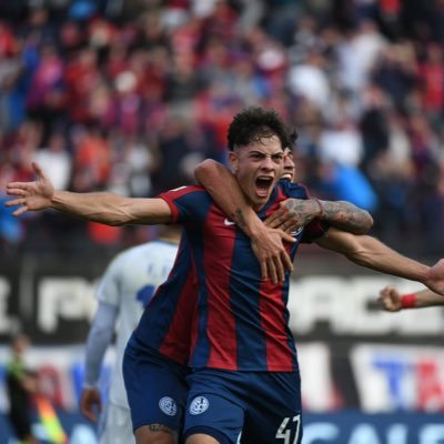 💙Jugador de San Lorenzo de Almagro❤️⚽️ San Carlos centro- Santa Fe 🏡 ig:@agusgiay16