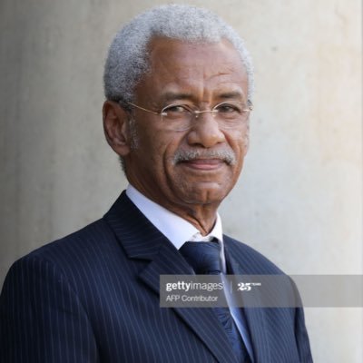 aasidick's profile picture. ancien ministre des Affaires Étrangères