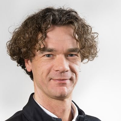 Wethouder Amersfoort Sport & Bewegen, Bestuurlijke Vernieuwing, Participatie, Gebiedsgericht werken 
/ triatleet 
/ levensgenieter
/ tweet op persoonlijke titel