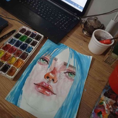 Ressam Anne Resim Kursu. Dünya'nın neresinde olursanız olun uygulama üzerinden Online Resim Dersi alabilirsiniz. Ressam anne Gülasal Yıldız eğitimleri