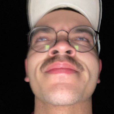 poopingispraxis's profile picture. wie viele Ex-Freunde hast du, Bitch?