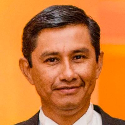 ceskneay's profile picture. Arquitecto en ejercicio.privado.desde 1991