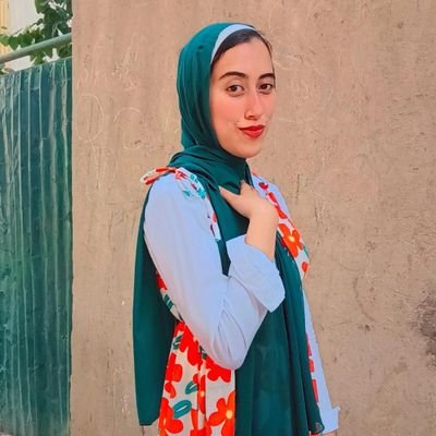 MonaSab64824390's profile picture. ‏‏‏وإن كسر فيك املا فان اللة يحي فيك امالا 🖤🖤