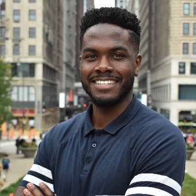 MD & PhD @UChicago. PhD in Immunology. Aspiring General Surgeon, interested in immunology, immune tolerance and bioinformatics. #BlackDoctorsMatter