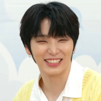 starrylightsh's profile picture. »— #이서호 —› ♡ ‹— #원어스 —«