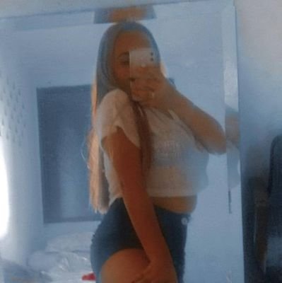 och_lana's profile picture. 