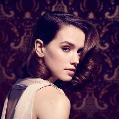 🖤Reyna Palpatine ✏️RP 👑Former Heiress to Palpatine Enterprises ✨Current Not-for-Profit owner 🔞(N)SFW 💛Admin is 25+ 💌DMs open to RP MS/MV #ElleInWriting