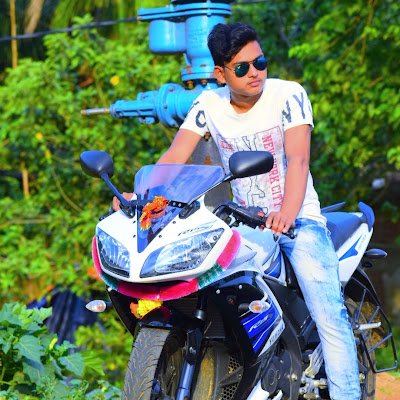 BE  EDUCATED 🧑‍⚖️
WORK  HARD ✌️
STAY  BUSY 🕴️
DRESS  BETTER 🤵
CHOOSE  BEST 👌