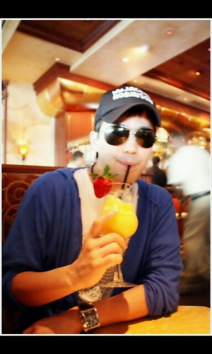 cooliksu's profile picture. 