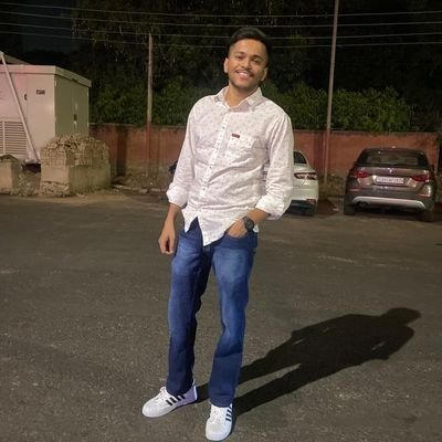 HK98966's profile picture. Learning web development..