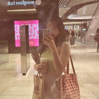 Eleanor (@nguyethatrg) 's Twitter Profile