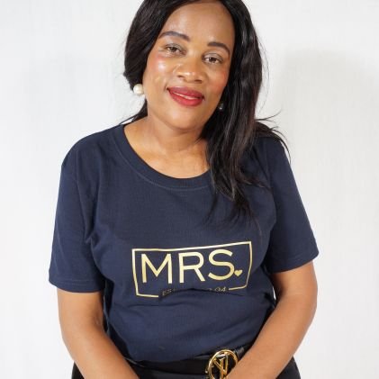 VeeMbutsa's profile picture. Lady of integrity