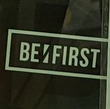 lJ7D5esyhf9awkr's profile picture. 