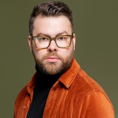 Actor. @Drama_Studio graduate. Rep: @ac_actors He/Him