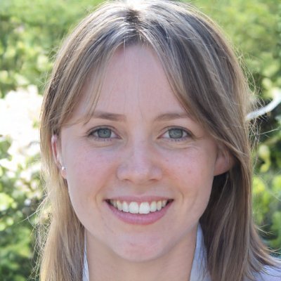 AndreeaGrog's profile picture. Friend of animals everywhere, iGaming nerd, professional introvert and friendly music fan.