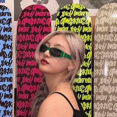 god_ningyizhuo's profile picture. made this account because ningning