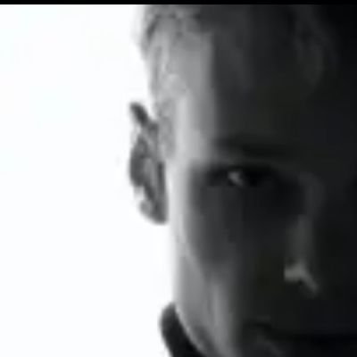 Darnsu2's profile picture. Run boy, run.