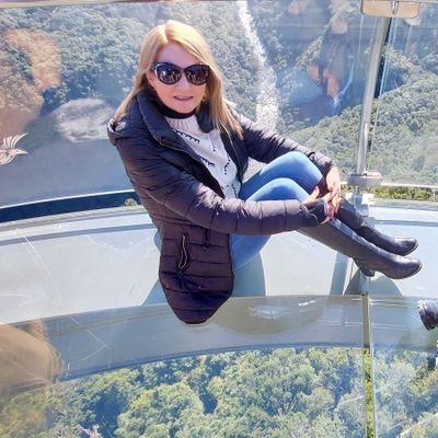AlluMonica's profile picture. 