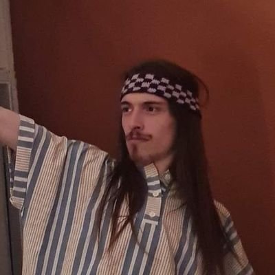 A writin' man who likes both genitalia.
and socialism.
If you want to have an argument with me at least learn some of the logical fallacies first.