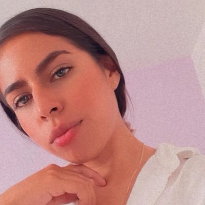 HeyKarenFonseca's profile picture. aquí solo tuiteamos verdades con poquito drama