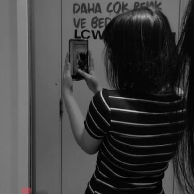 bunemine's profile picture. tanrim bize bizi ver.