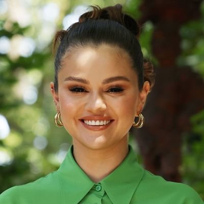 SelenaahGomez Profile Picture