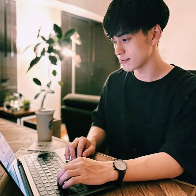WEB制作者に圧倒的なギブを!|フリーランス3年→法人2年|Web制作だけで4年連続“4桁年収”キープ|新規営業なし既存顧客&その紹介で5年食べてる人|段々手を動さず仕事が回るようになってきたので副業・フリーランス目指す人へ還元していきます|当面の目標は100万PVと自分の学習サイトの利用者増加