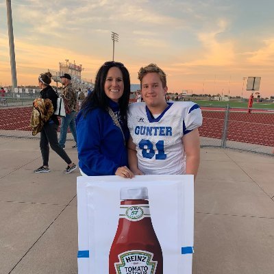 LindseyRyan83's profile picture. 