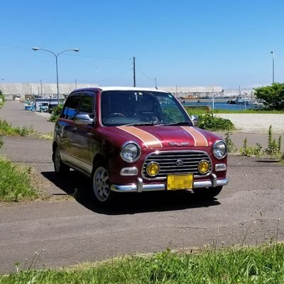 車が好きです トラック、バス(小型バス)、デコトラ、旧車、トラクター(外車)、建機、戦車、など 愛車はデリカスターワゴン、ミラジーノ、イントルーダー250