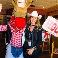 Lorna Wallace (@yycgurl) 's Twitter Profile Photo