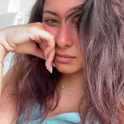 tugceuzun96's profile picture. 