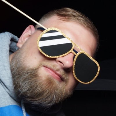 Grumpy Westfale, anzutreffen in @fnordeingang, @chaosdorf und @hackerspaceBI, Geek, Delphi Developer, Paketschubser für @Cyberrolle