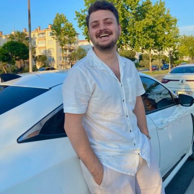 atractiurich's profile picture. 🦁