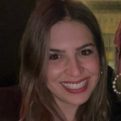 SarahLugo's profile picture. Change Consultant, @NorthwesternU Alum, ex-digital nomad, #culture #innovation #FutureofWork #transformation #humancentered #designthinking